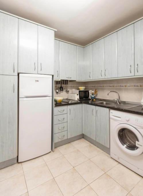 Apartamentos El Puerto, La Savina La Savina  Εξωτερικό φωτογραφία