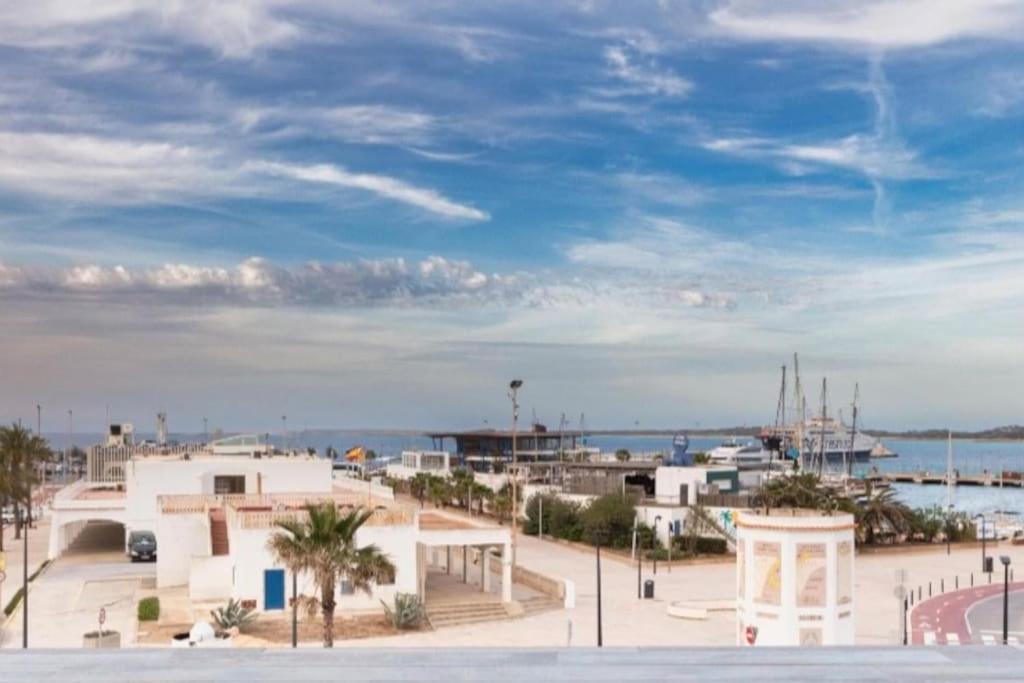 Apartamentos El Puerto, La Savina La Savina  Εξωτερικό φωτογραφία