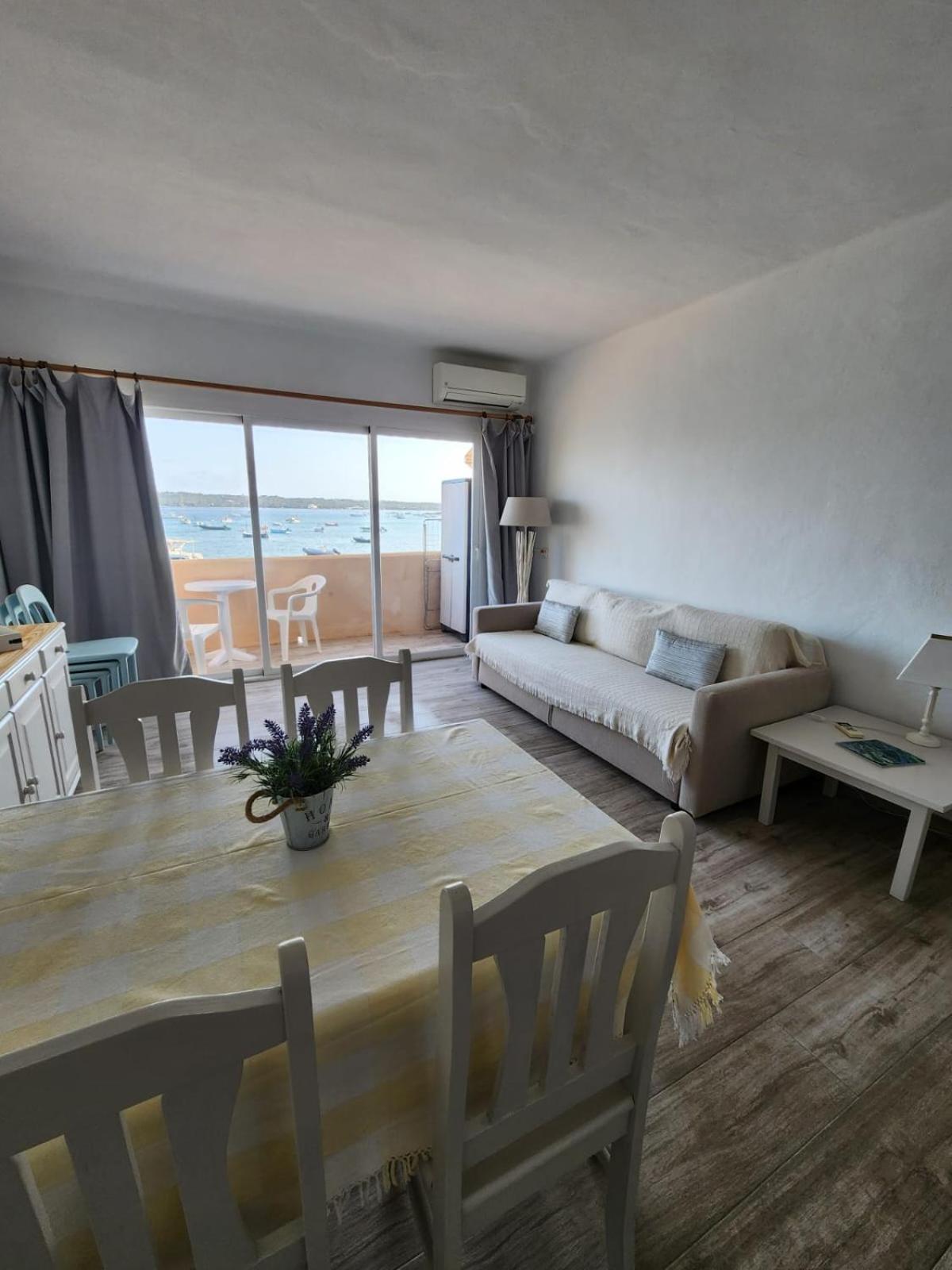 Apartamentos El Puerto, La Savina La Savina  Εξωτερικό φωτογραφία